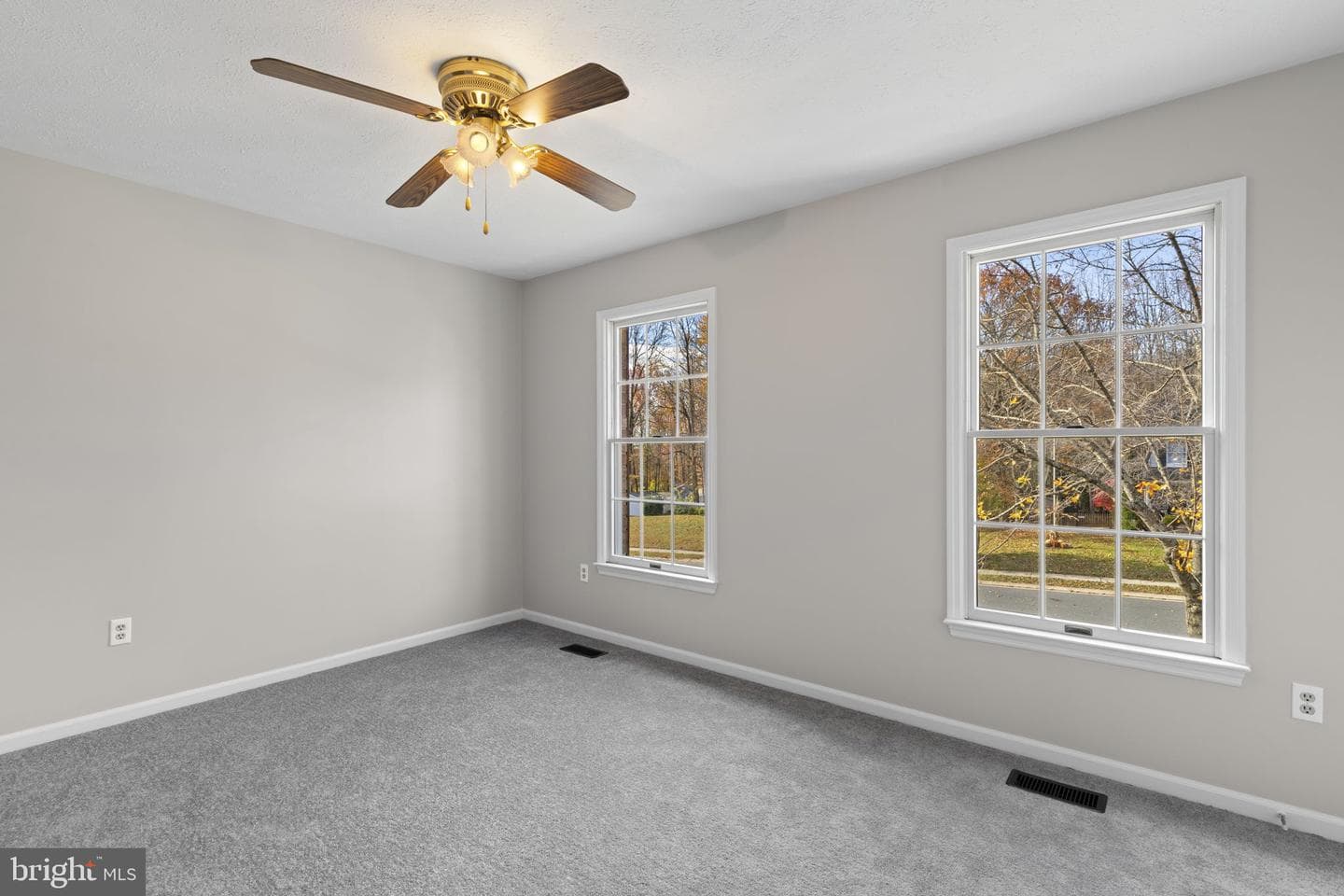 412 Grasmere Drive photo 32