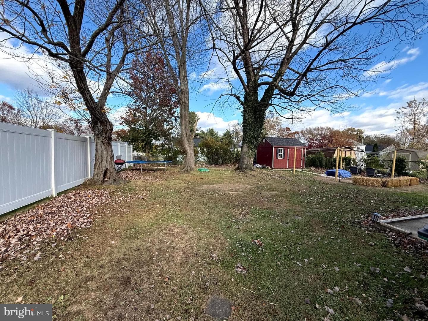 147 Bannister Avenue photo 33