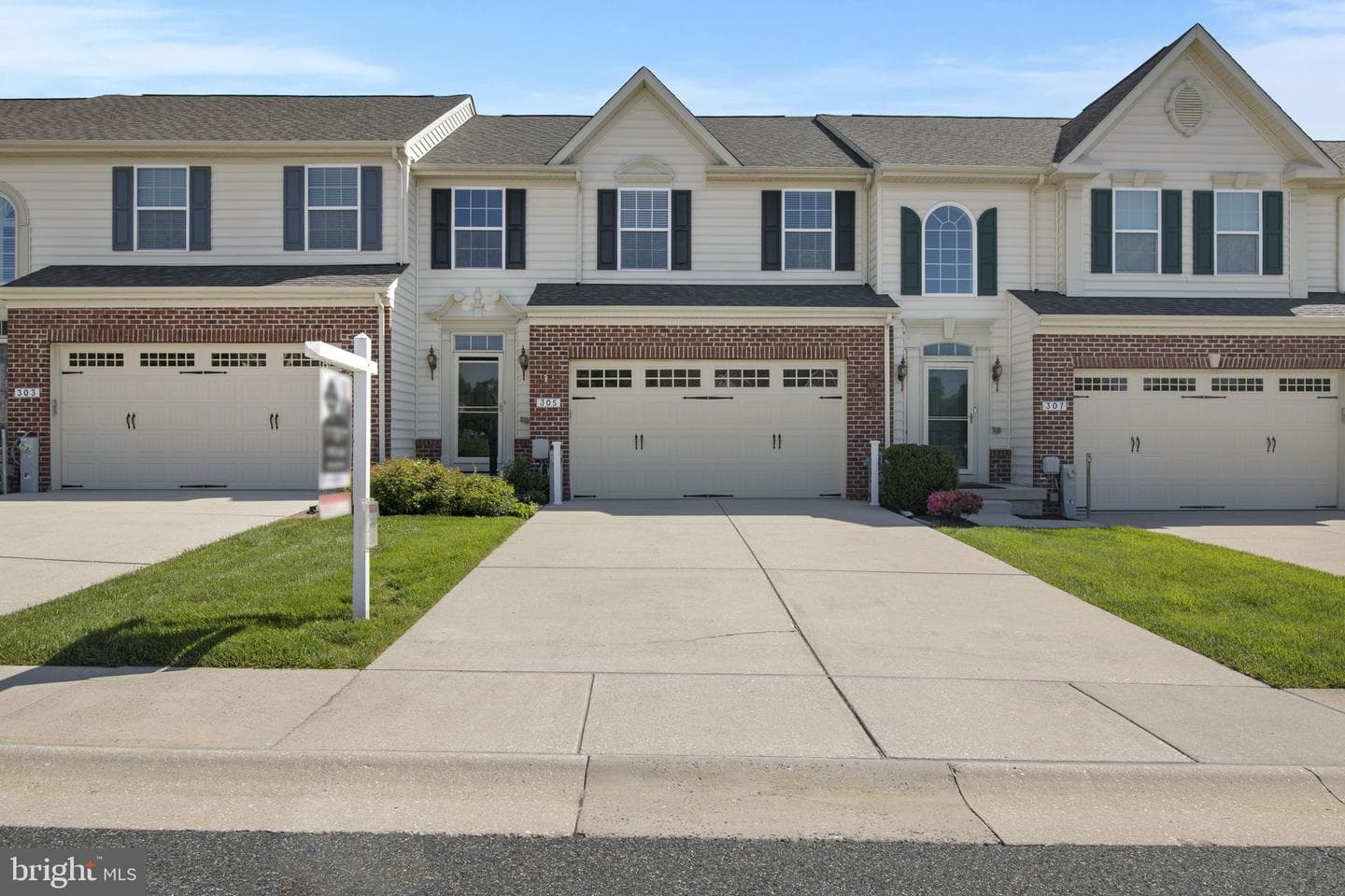 305 Tufton Circle photo 34