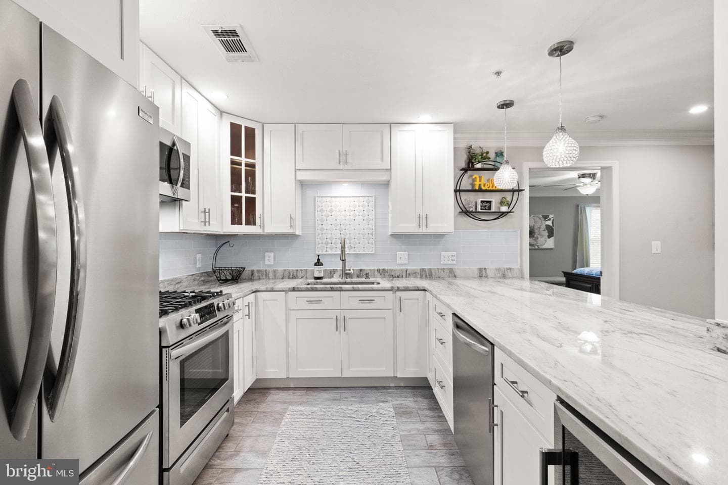 296 Canterbury Road #296-F photo 3
