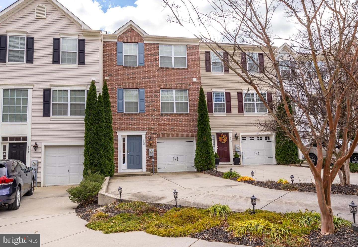762 English Ivy Way photo 1