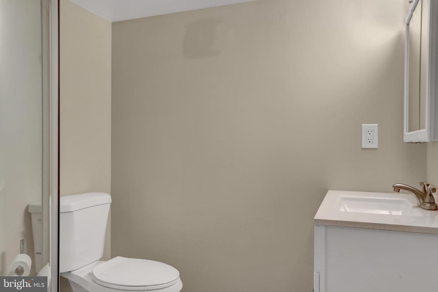 339 Overlea Place photo 30