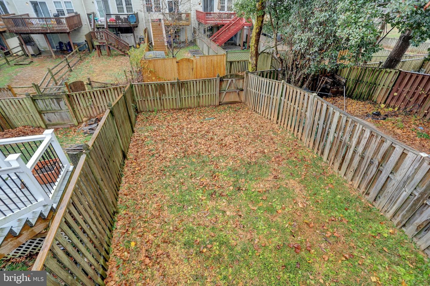 339 Overlea Place photo 34