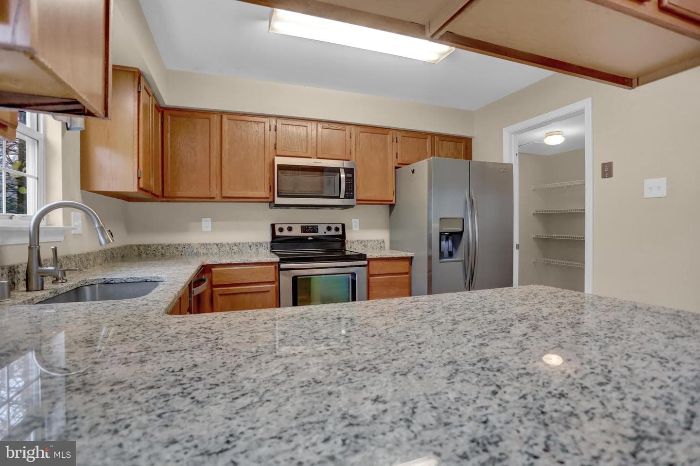 339 Overlea Place photo 7