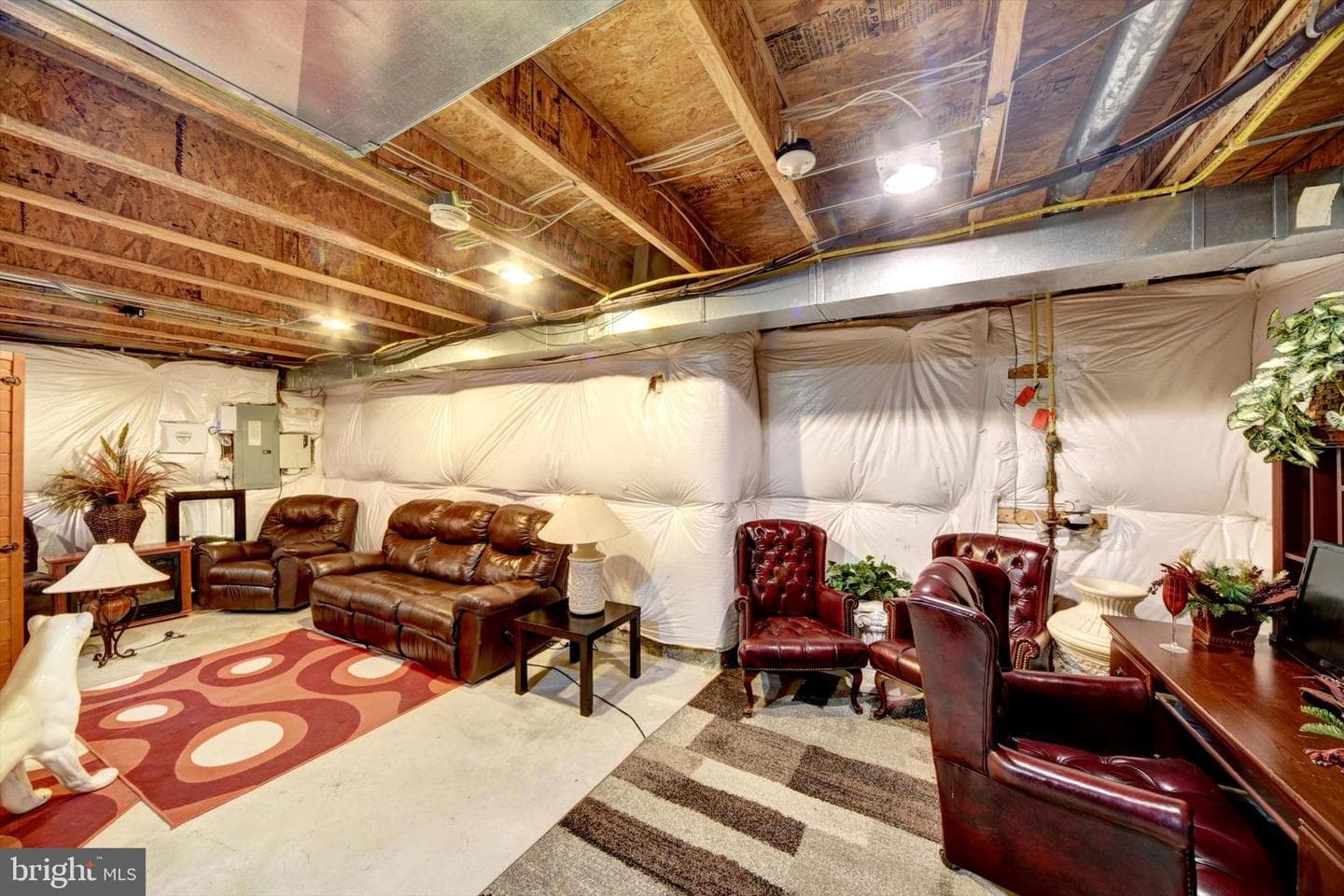 1212 Cotswold Court photo 22