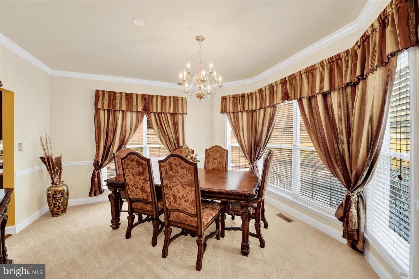 1212 Cotswold Court photo 7
