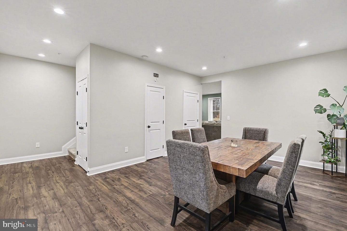 2210 Whiteford Road photo 9