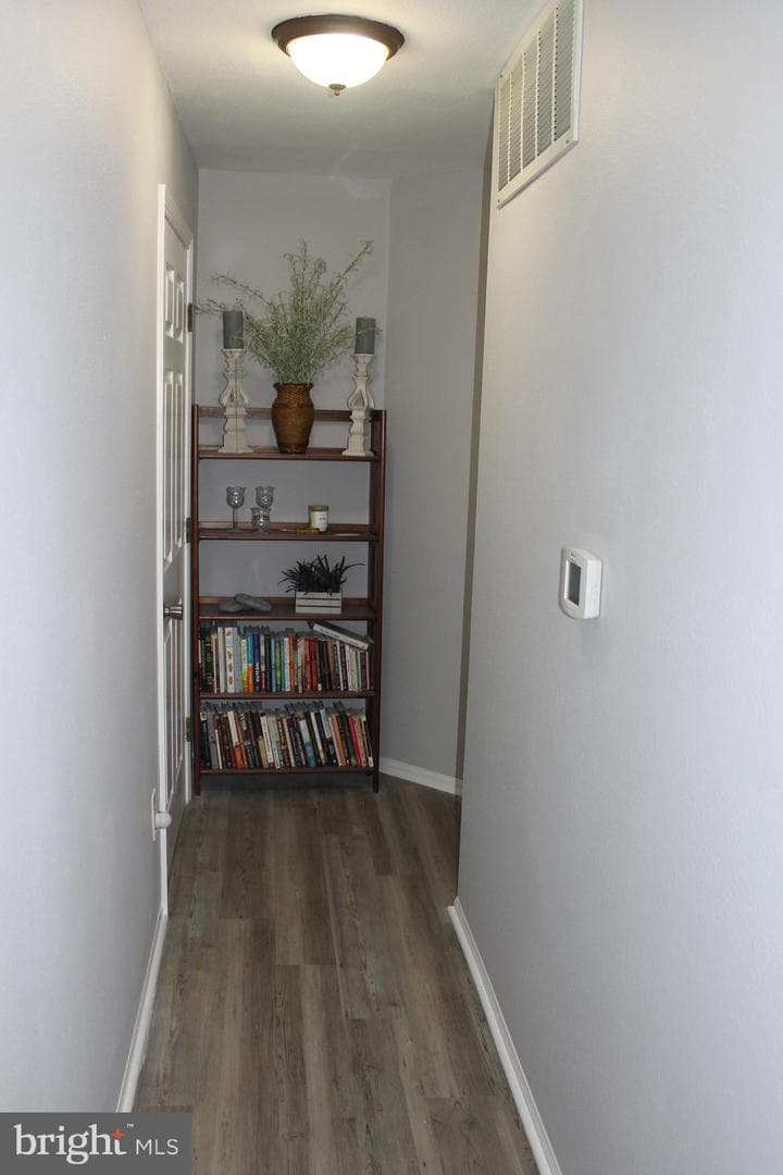 296 Canterbury Road #E photo 25