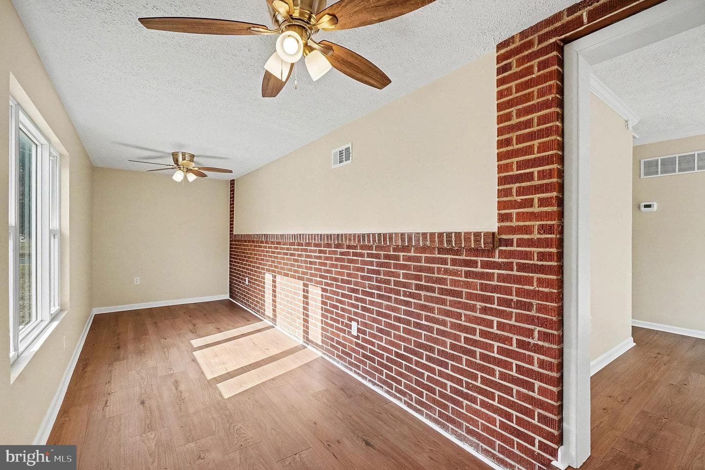 1507 Superior Street photo 11