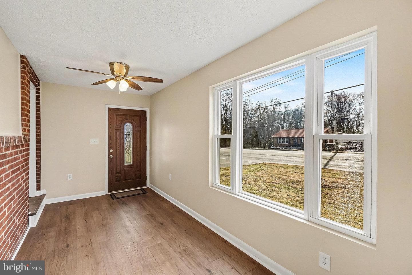 1507 Superior Street photo 8