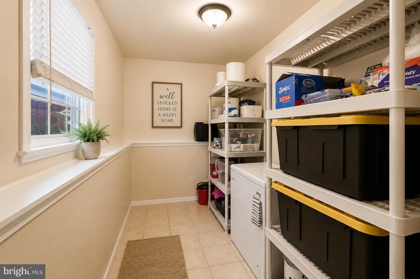 903 Harvey Lane photo 34