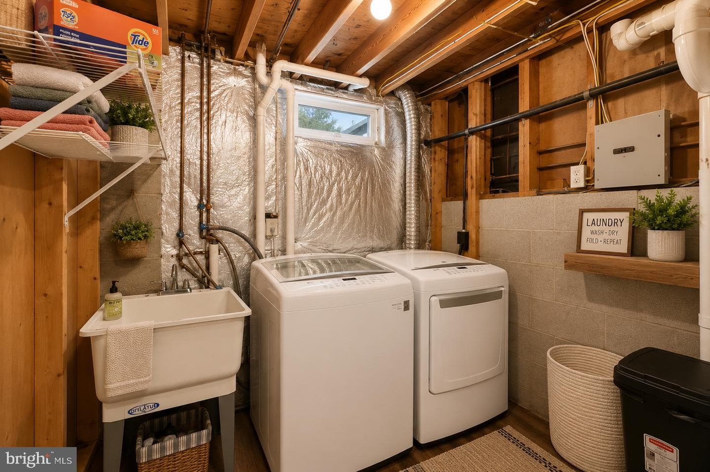 903 Harvey Lane photo 35
