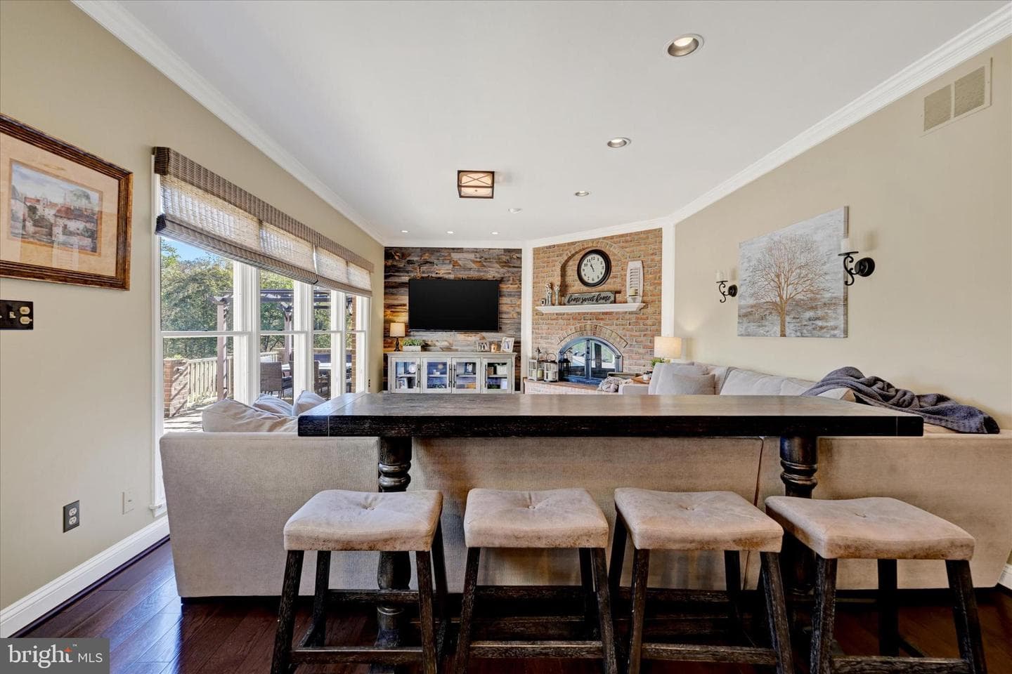 1105 E Wheel Road E photo 22
