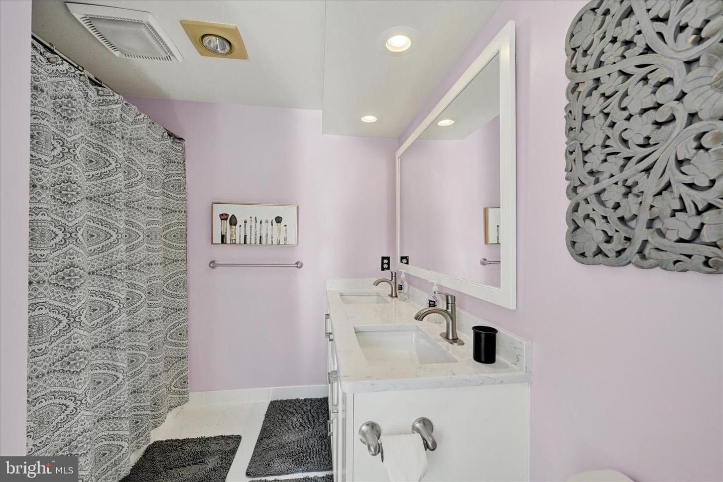 1105 E Wheel Road E photo 69