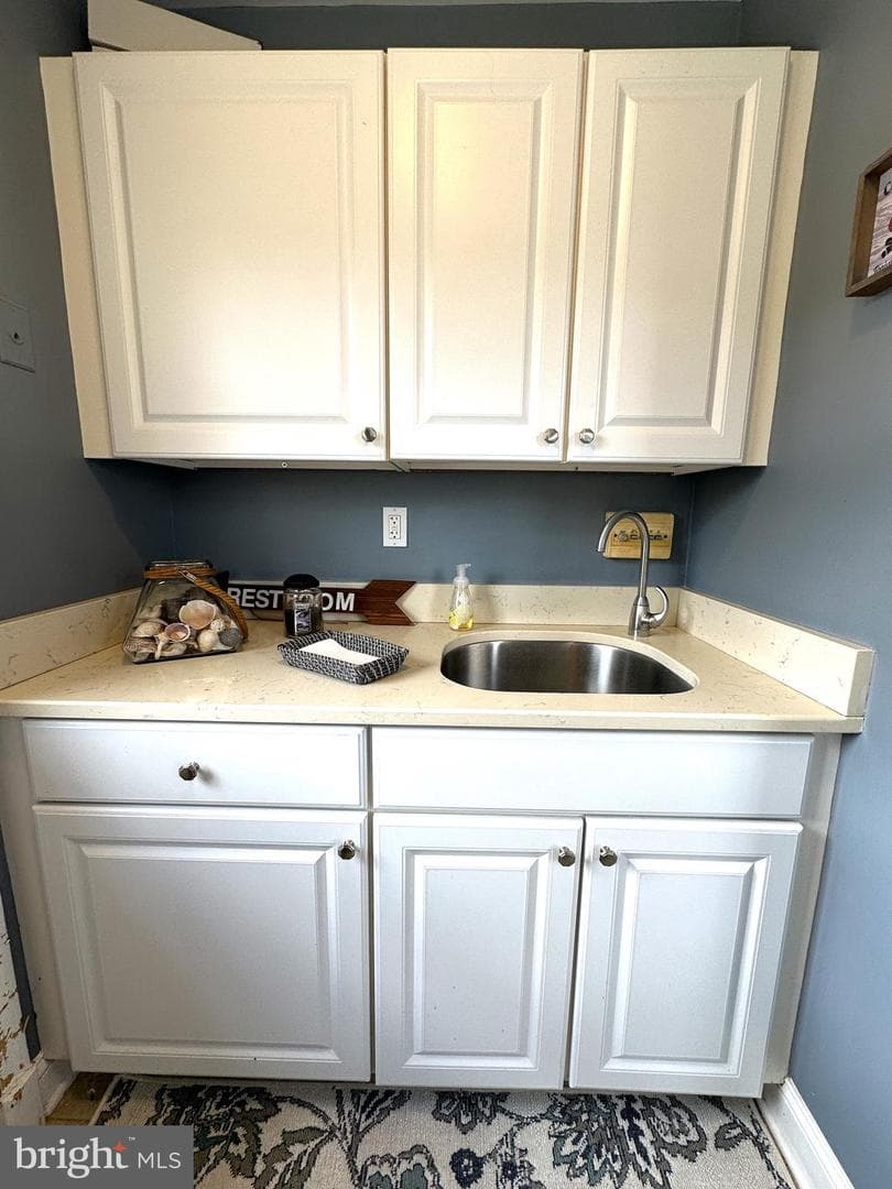 1105 E Wheel Road E photo 88