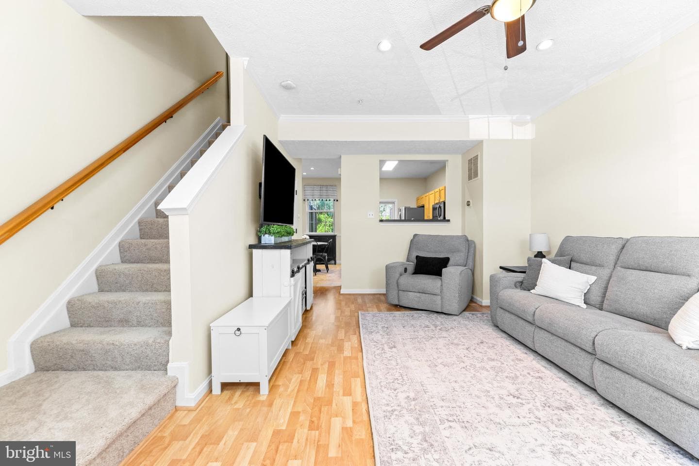 1124 Splashing Brook Drive photo 3