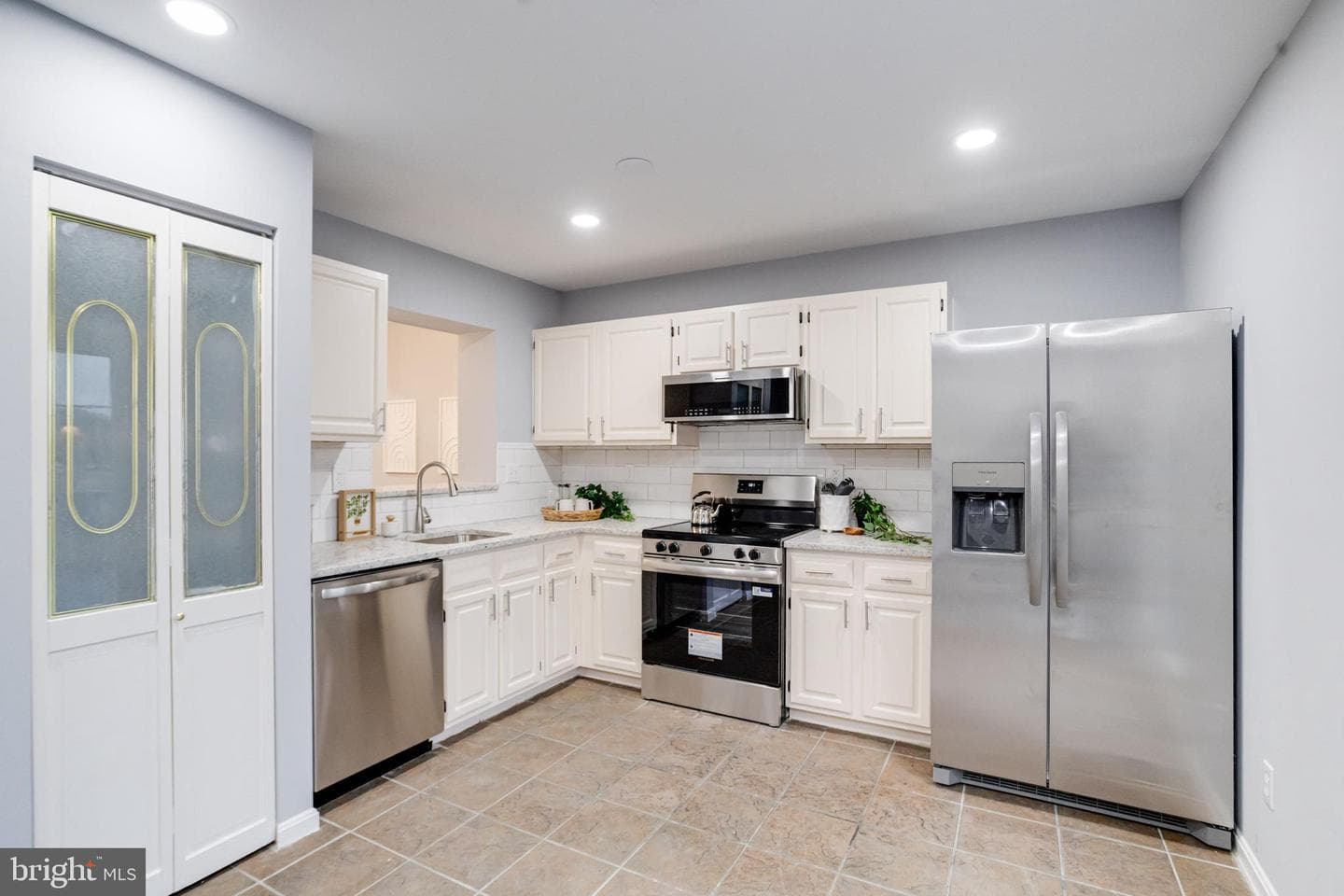 4211 Chapelgate Place photo 18