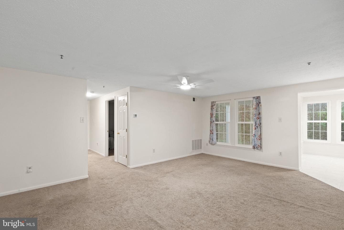 1404 Golden Rod Court #b photo 5