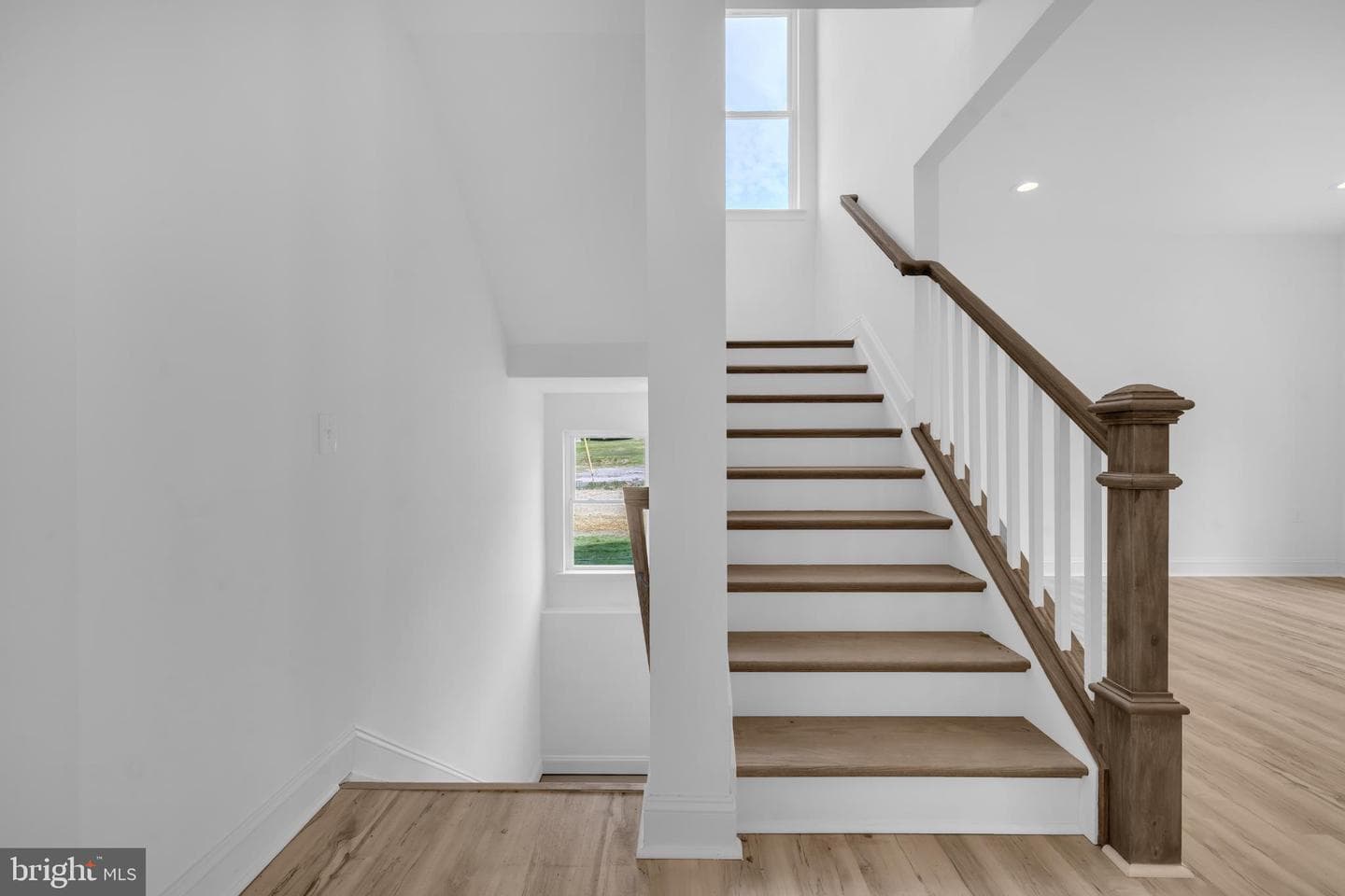 413 Trimble Road photo 14