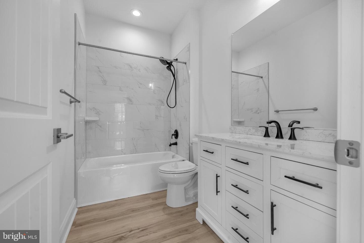 413 Trimble Road photo 36