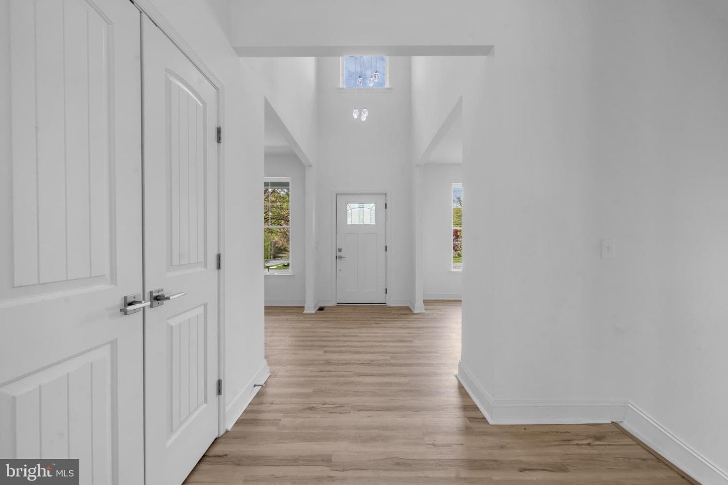 413 Trimble Road photo 6