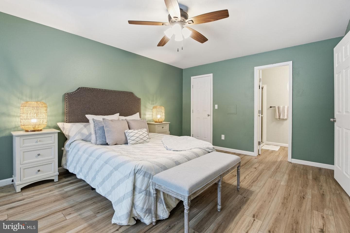604 Churchill Road #604-I photo 15