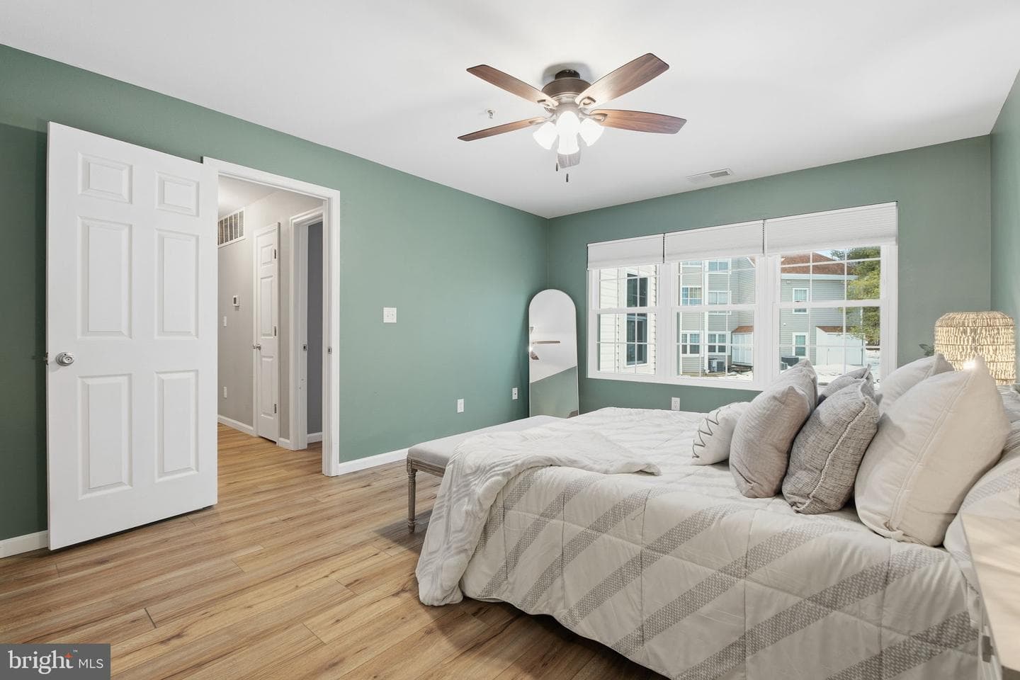 604 Churchill Road #604-I photo 16