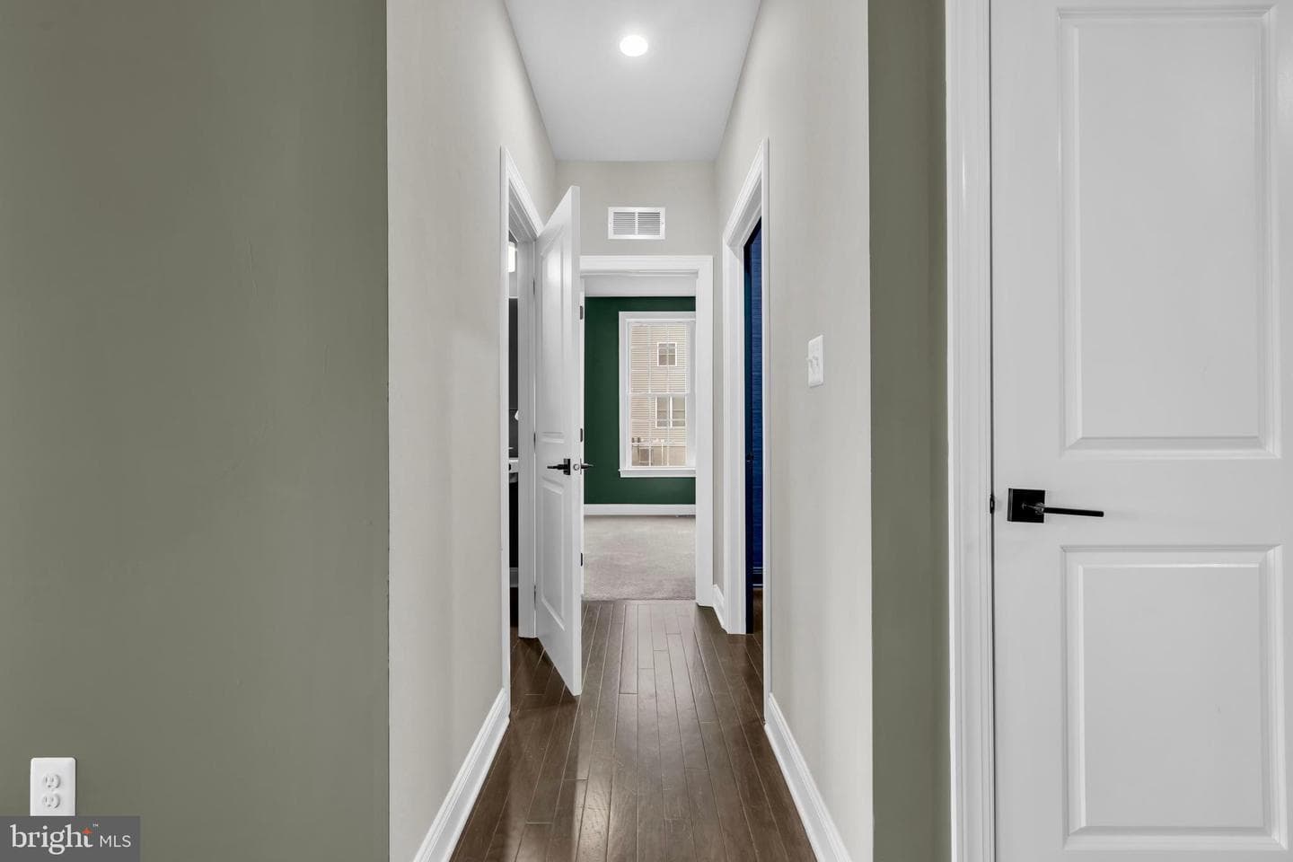 2765 Oatgrass Court photo 9