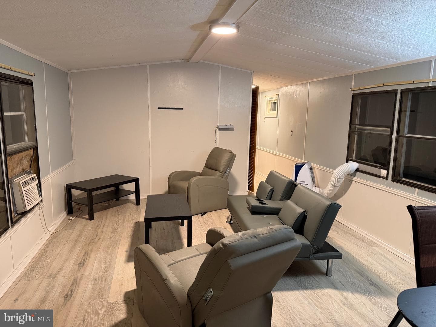 1807 Sandee Court photo 15