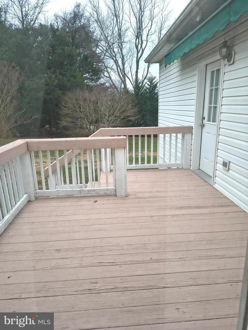 1604 S Tollgate Road photo 9