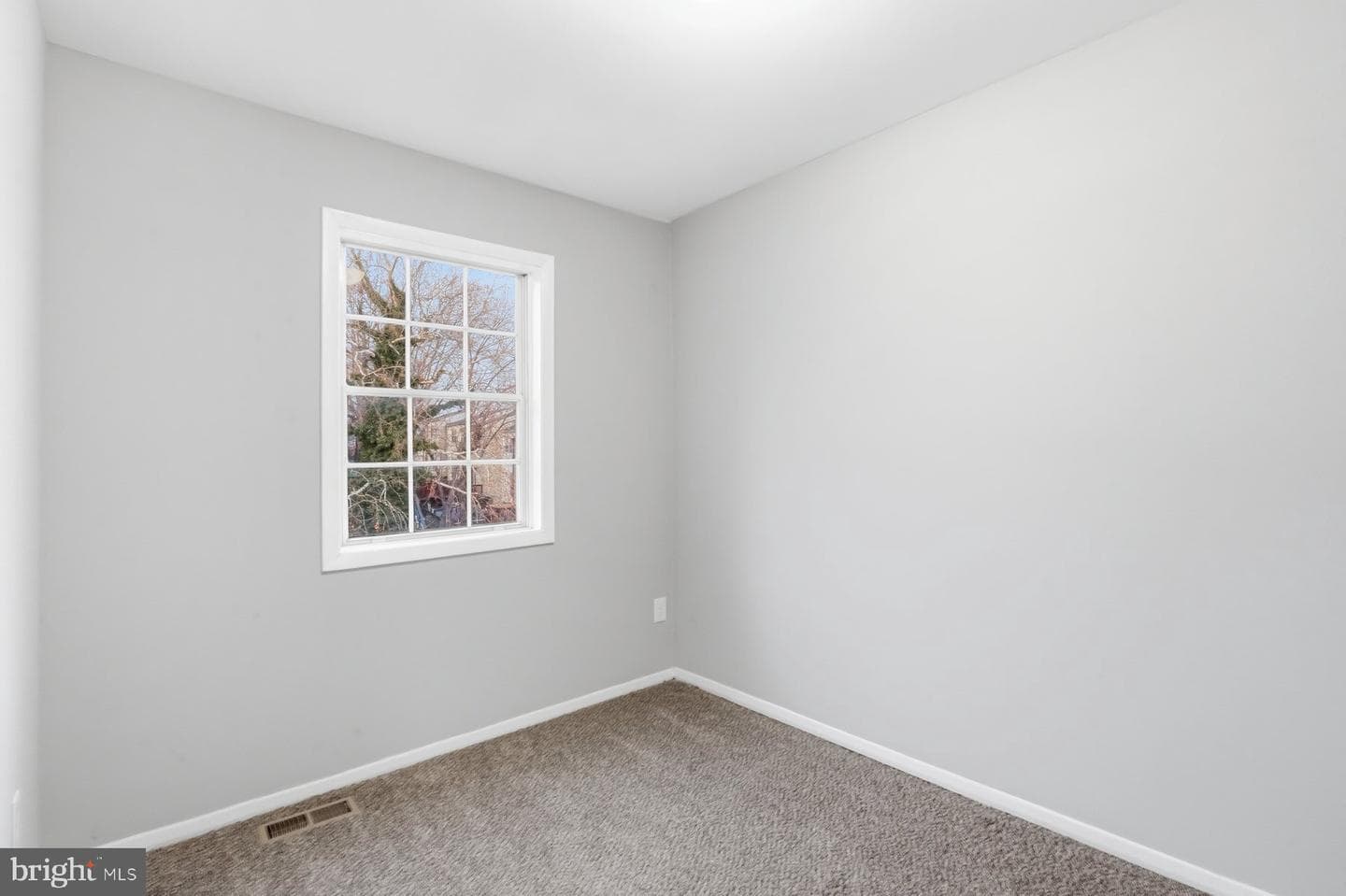 1811 Eloise Lane photo 16