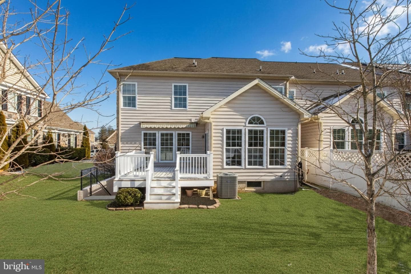 804 Bridle Path photo 4
