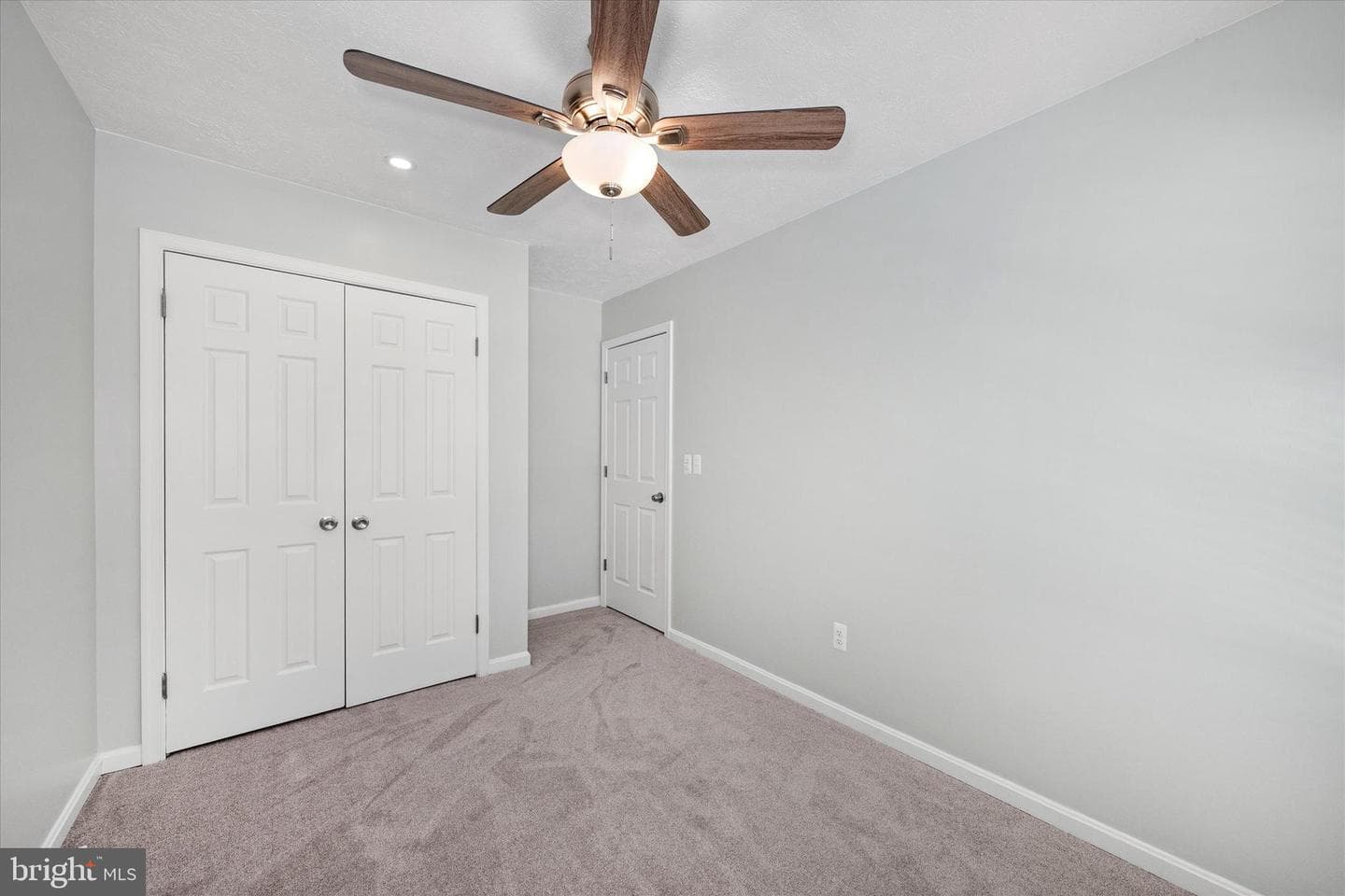 4300 Cowan Place photo 14