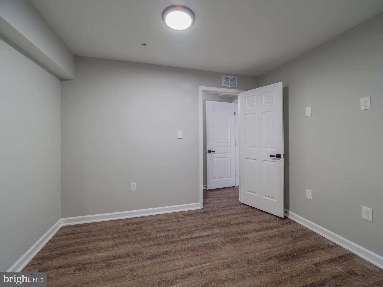 1335 N Sewards Court photo 50