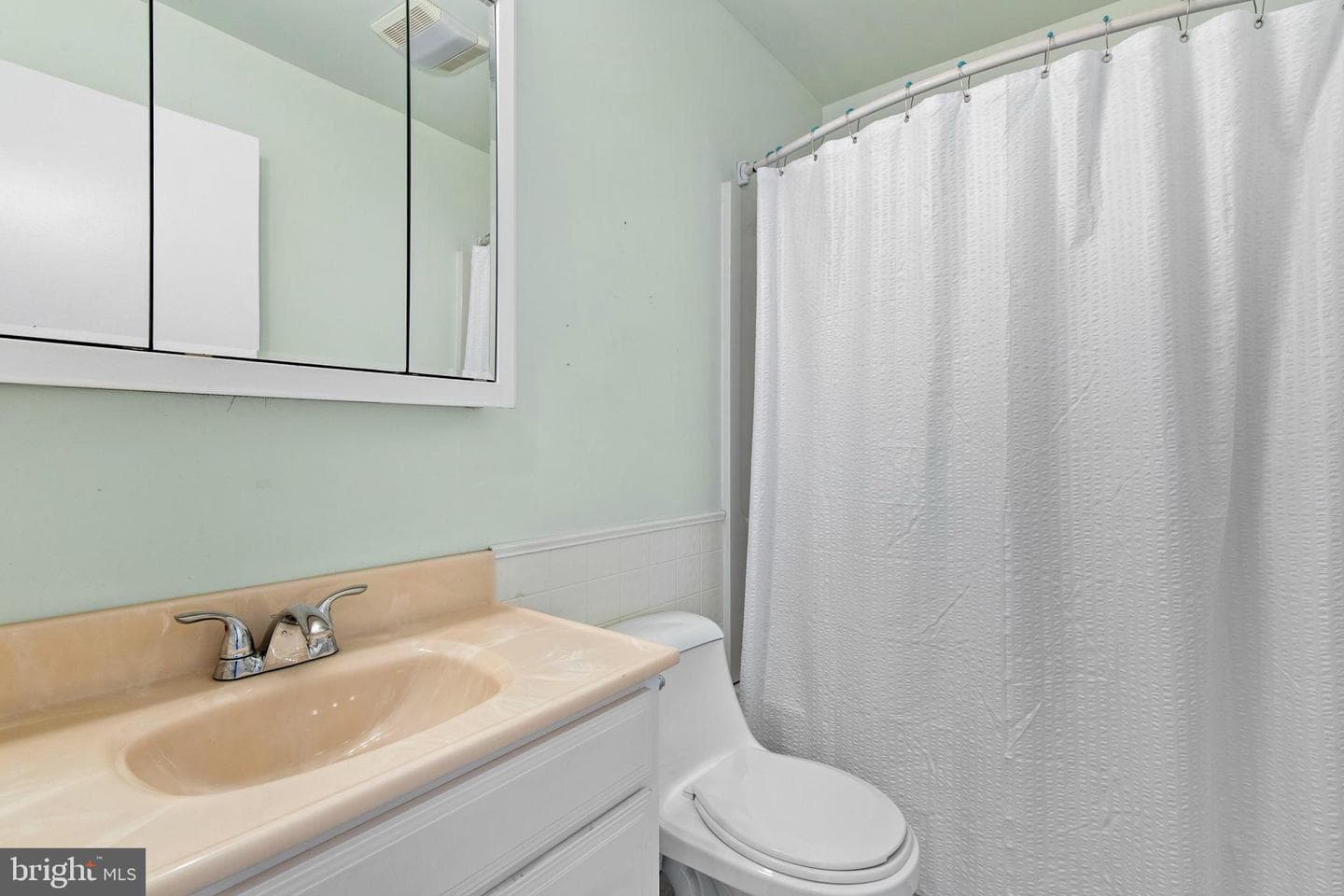 2058 Whitney Lane photo 25