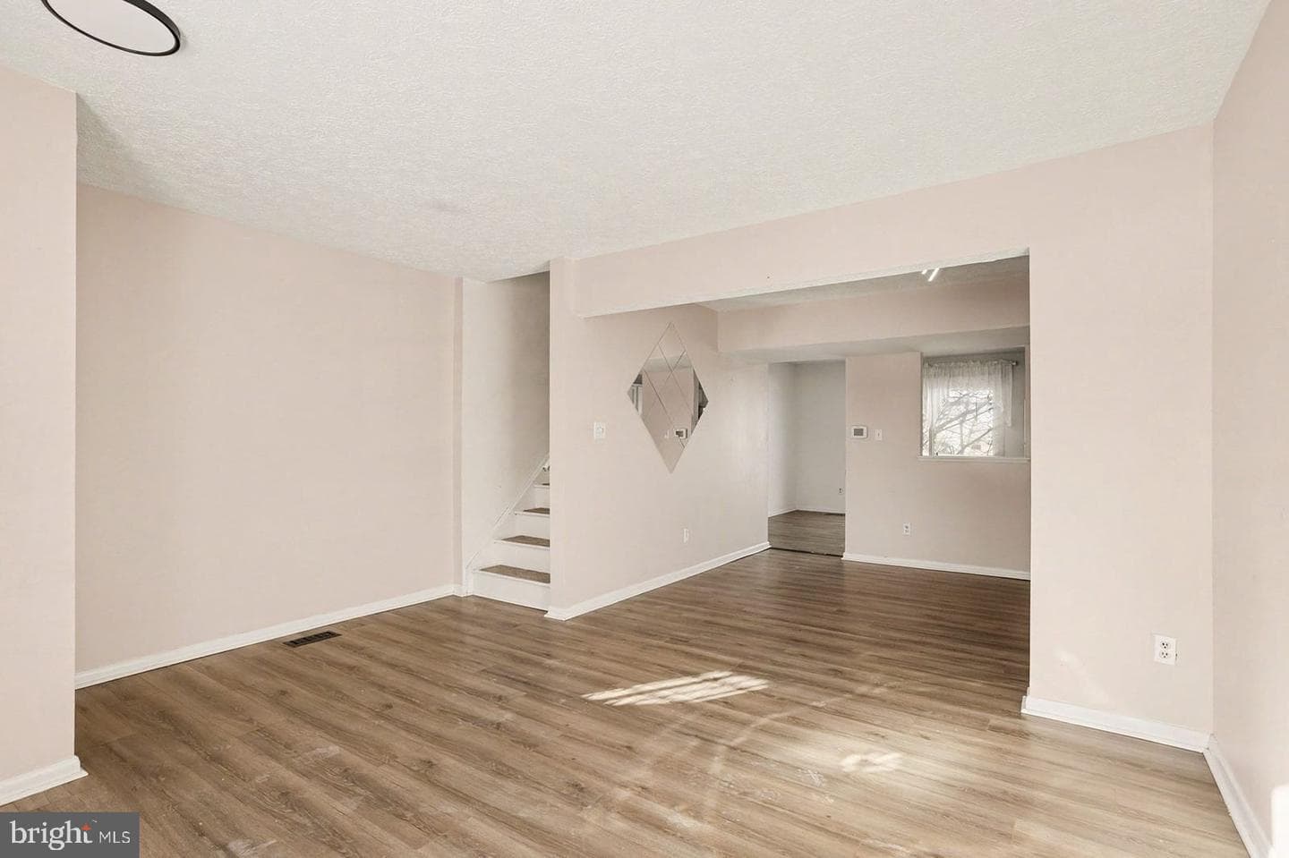 834 W Spring Meadow Court photo 3