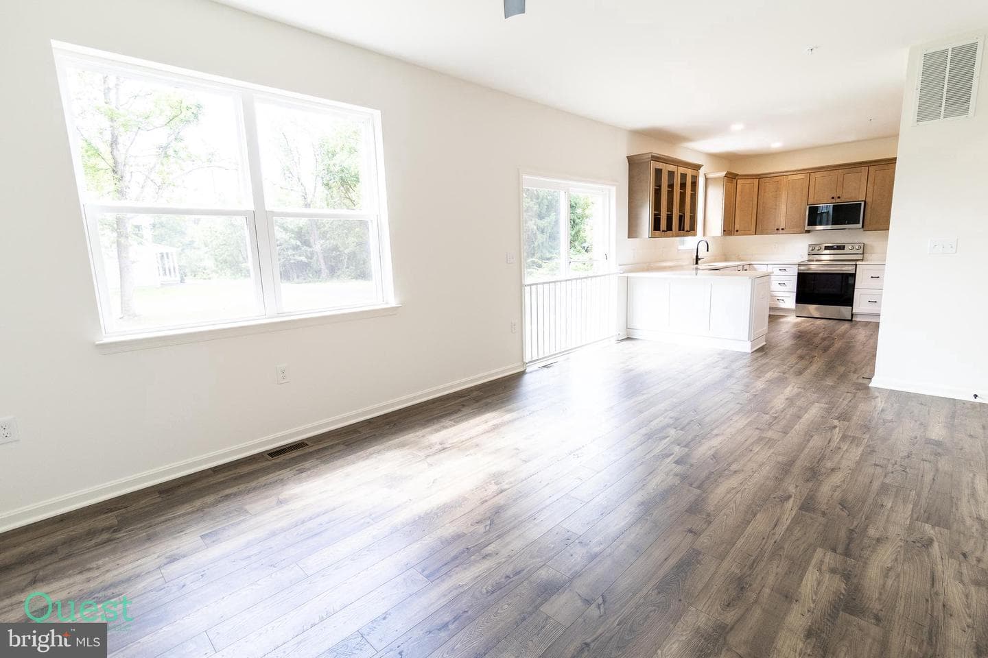 2113 Nuttal Avenue photo 22