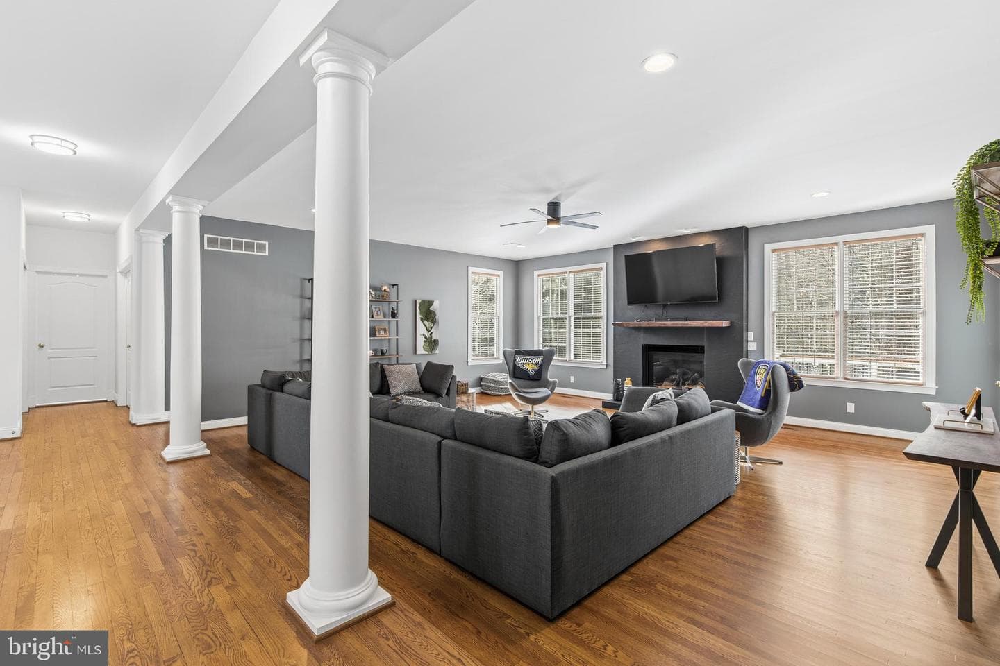 2309 Lily Court photo 4