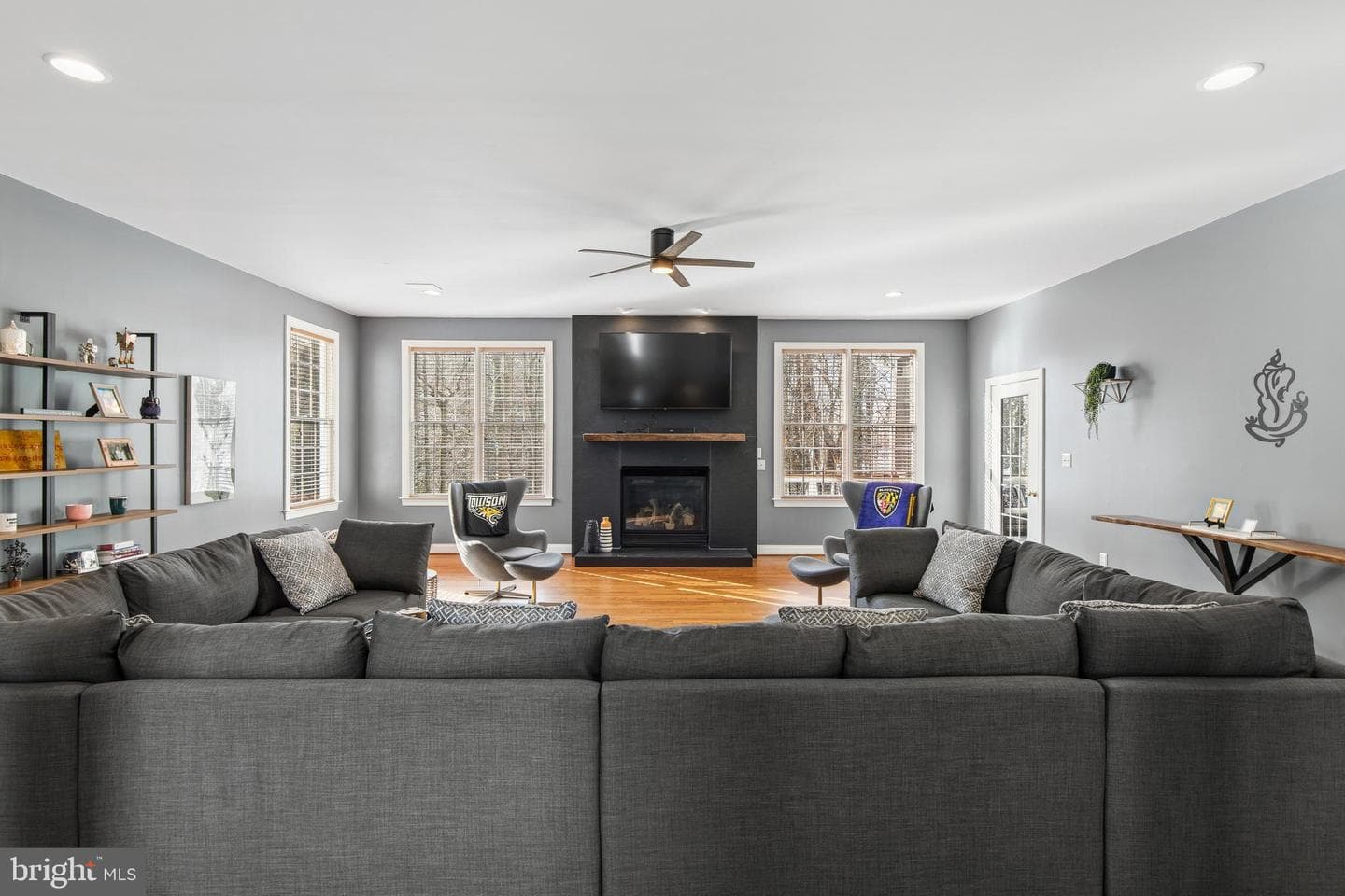 2309 Lily Court photo 5
