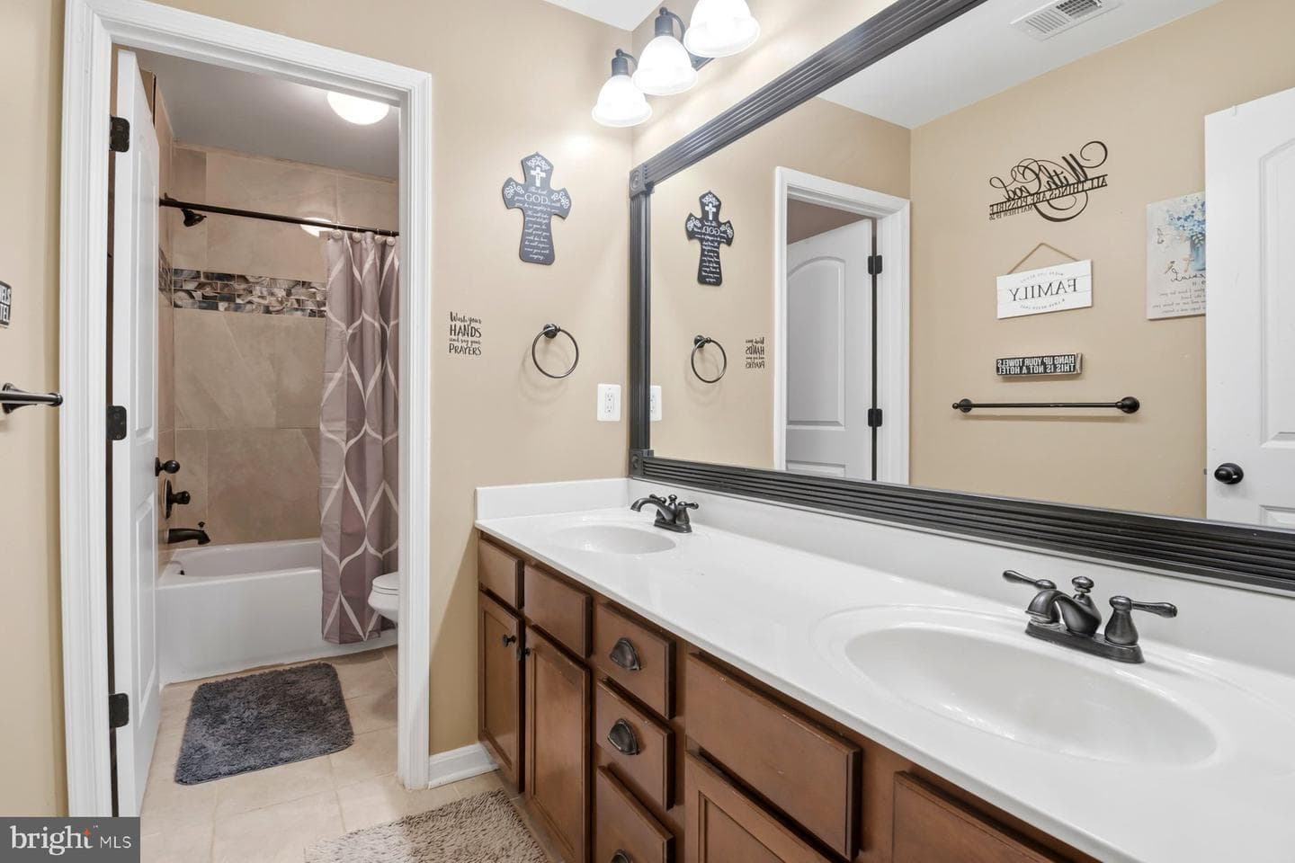 1372 Scoflo Court photo 32