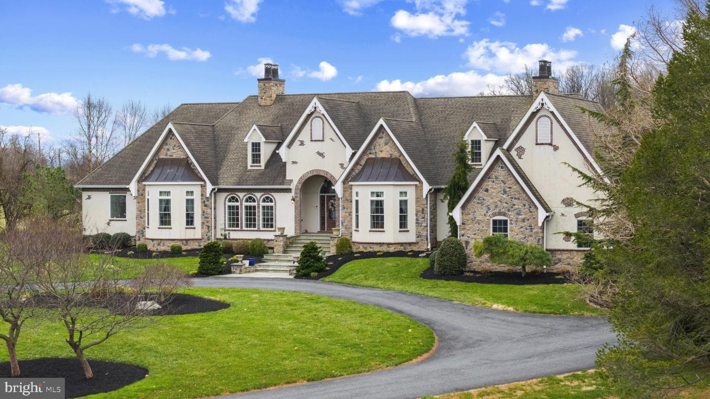 100 Country View Court photo 2
