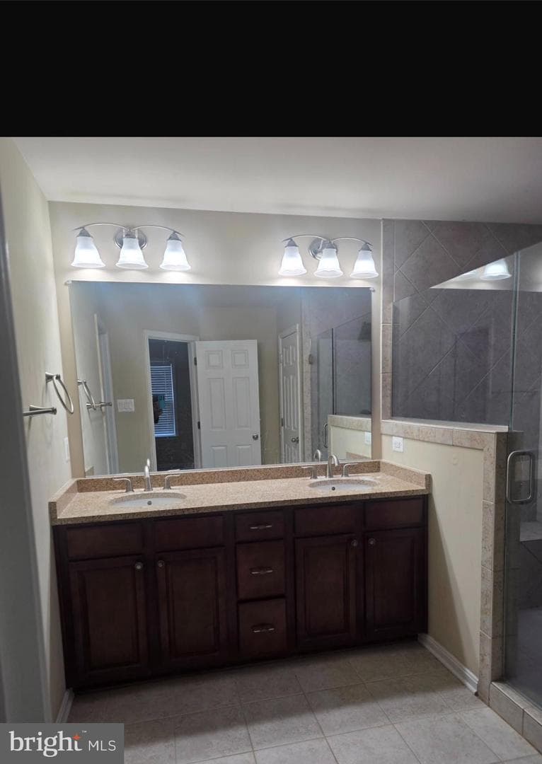1652 Livingston Drive photo 23