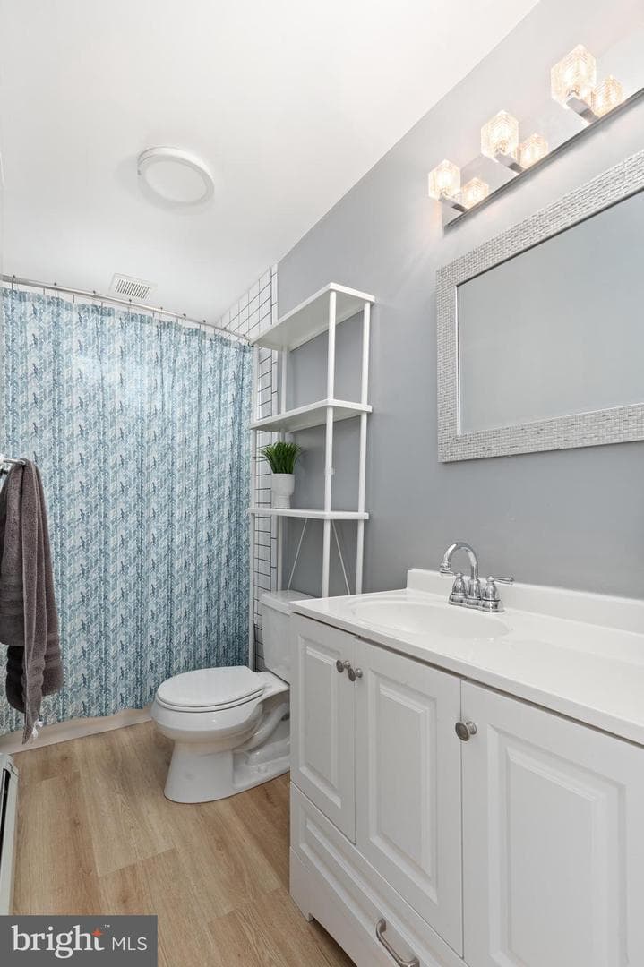 732 Green Street photo 17