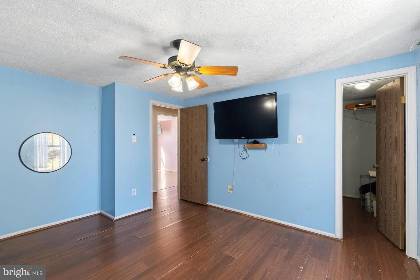 721 Rainbow Court photo 18