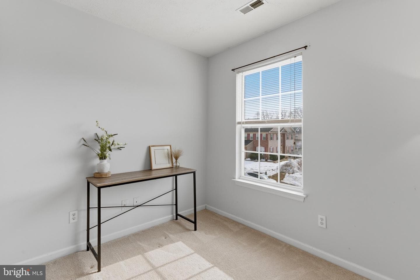 2033 Mardic Drive photo 47