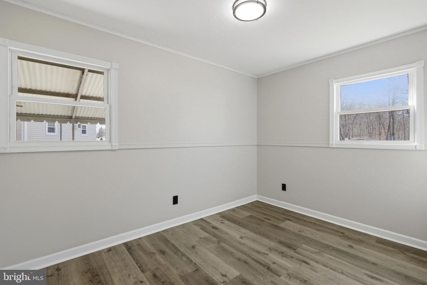 687 Plater Street photo 15