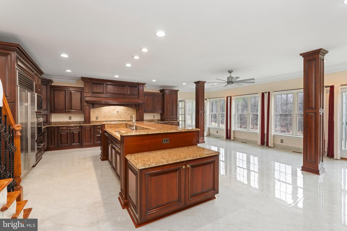 1410 Falls Crest Drive photo 14