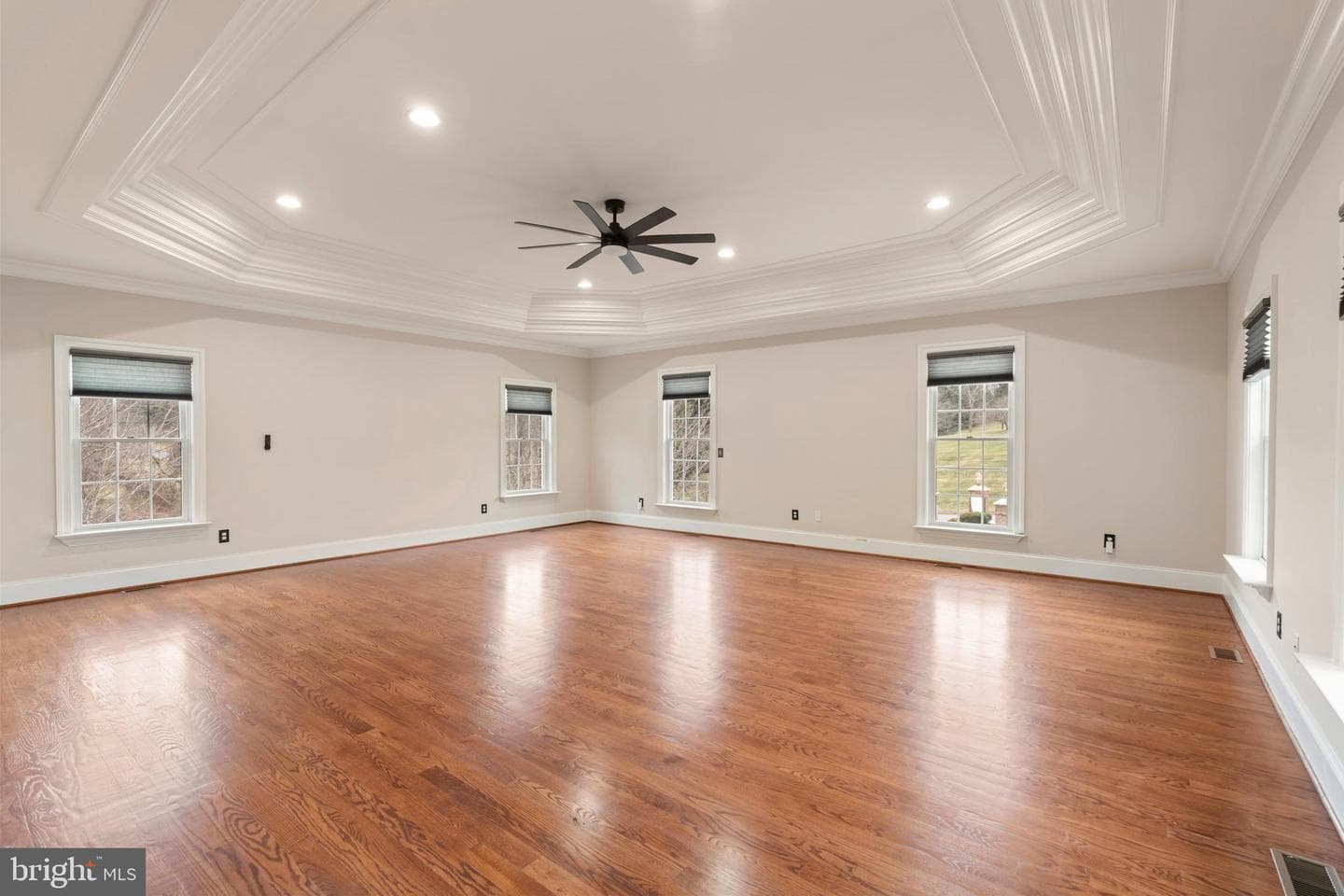 1410 Falls Crest Drive photo 21