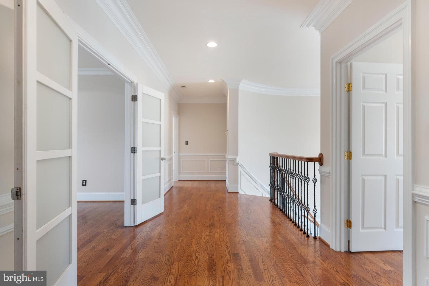 1410 Falls Crest Drive photo 27