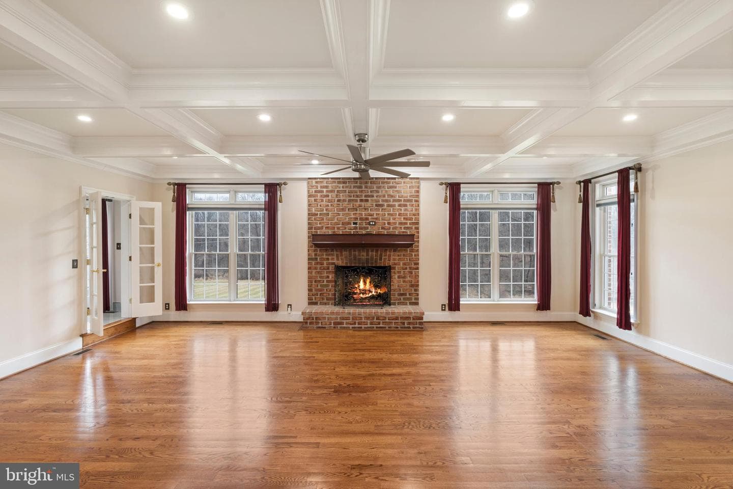 1410 Falls Crest Drive photo 4